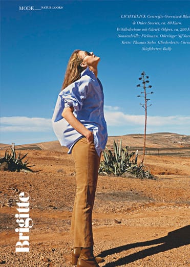 Brigitte - Photo production on Canary Islands by Paraiso productions - Woman on the desert